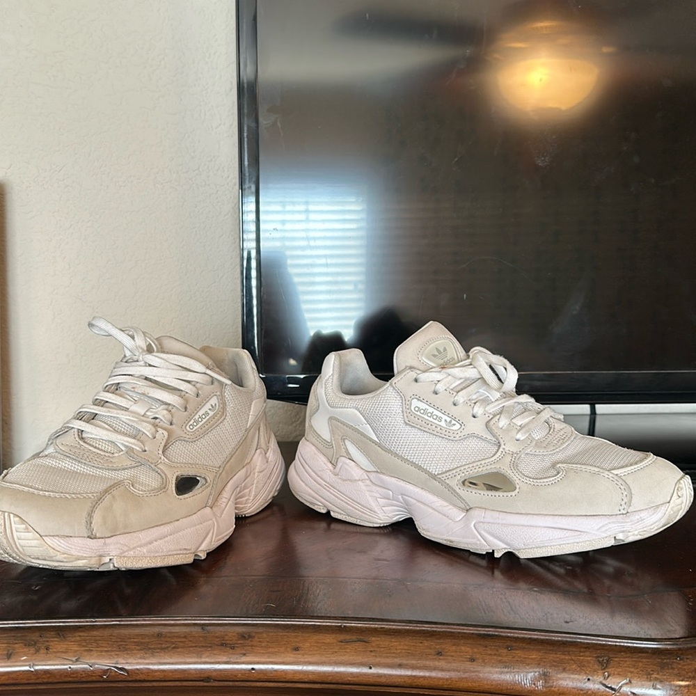 Adidas falcon shoes sneakers in white